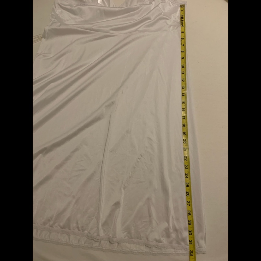 Ladies Shadow Line White Full Slip Lace Trim
Nightgown Negligee Size: 42 26” - Picture 11 of 13